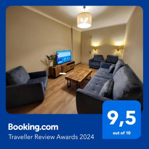 Spacious Two-Bedroom Apartment In The City Center كراكوفيا المظهر الخارجي الصورة